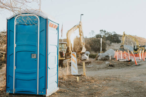Best Portable restroom trailer rental  in Highland, IN