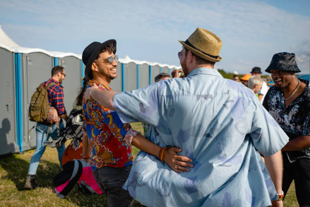 Best Luxury portable toilet rental  in Highland, IN